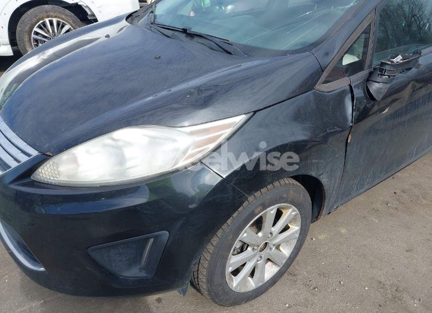 Photo 6 of 2011 Ford Fiesta SE (VIN 3FADP4BJ0BM132112)