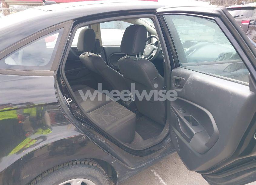 Photo 8 of 2011 Ford Fiesta SE (VIN 3FADP4BJ0BM132112)