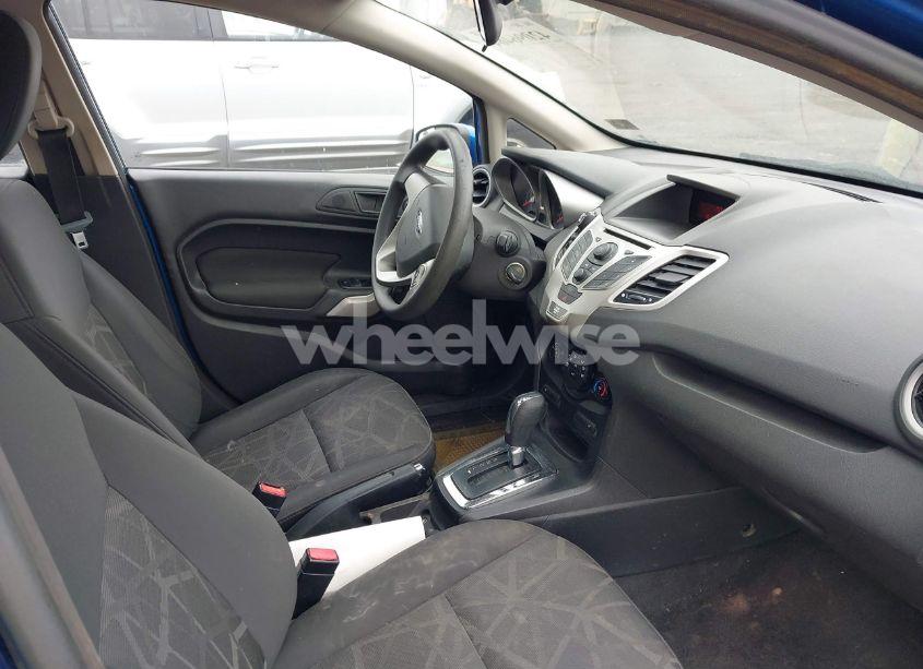 Photo 5 of 2011 Ford Fiesta SE (VIN 3FADP4BJ0BM227544)