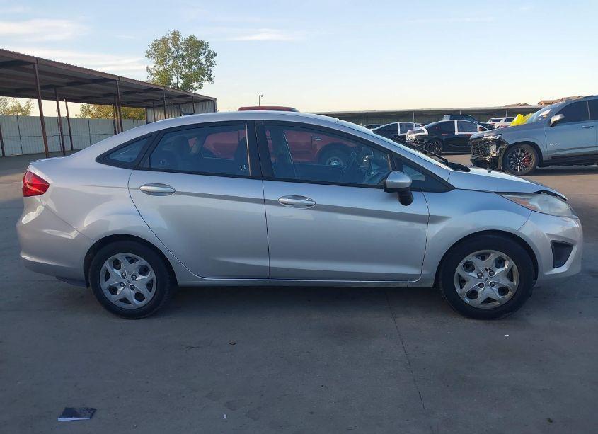 Photo 13 of 2011 Ford Fiesta SE (VIN 3FADP4BJ0BM240875)