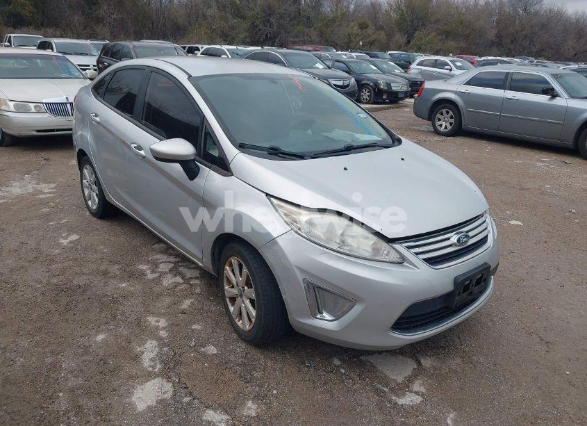2012 Ford Fiesta SE (VIN 3FADP4BJ0CM173132) main photo