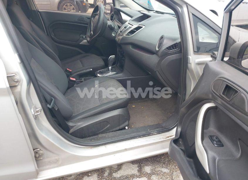 Photo 5 of 2012 Ford Fiesta SE (VIN 3FADP4BJ0CM173132)