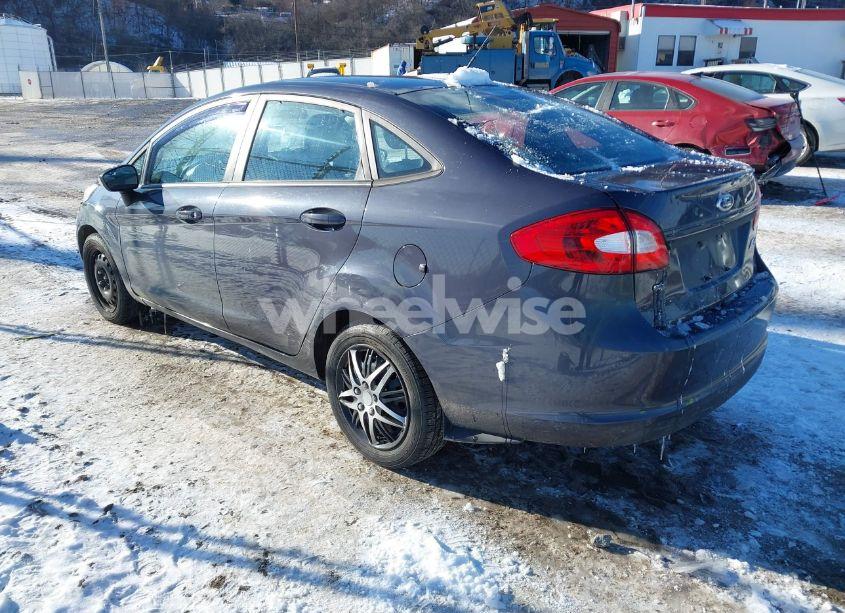 Photo 3 of 2013 Ford Fiesta SE (VIN 3FADP4BJ0DM184620)