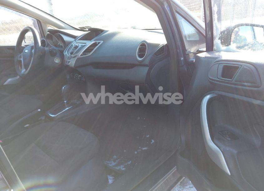 Photo 5 of 2013 Ford Fiesta SE (VIN 3FADP4BJ0DM184620)