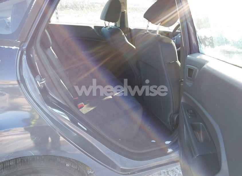 Photo 8 of 2013 Ford Fiesta SE (VIN 3FADP4BJ0DM184620)