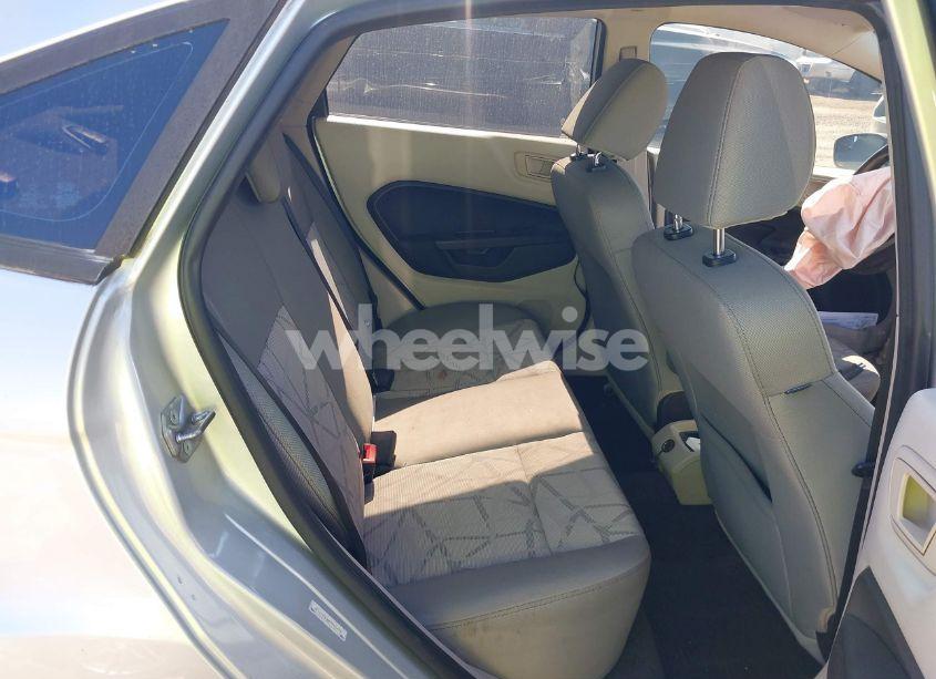 Photo 8 of 2013 Ford Fiesta SE (VIN 3FADP4BJ0DM204414)