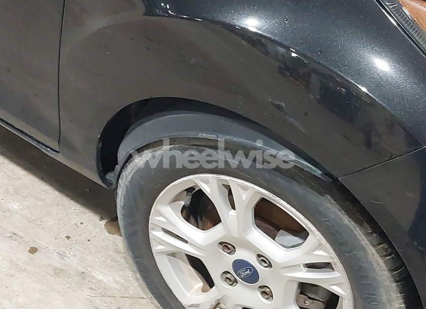 Photo 6 of 2014 Ford Fiesta SE (VIN 3FADP4BJ0EM174123)