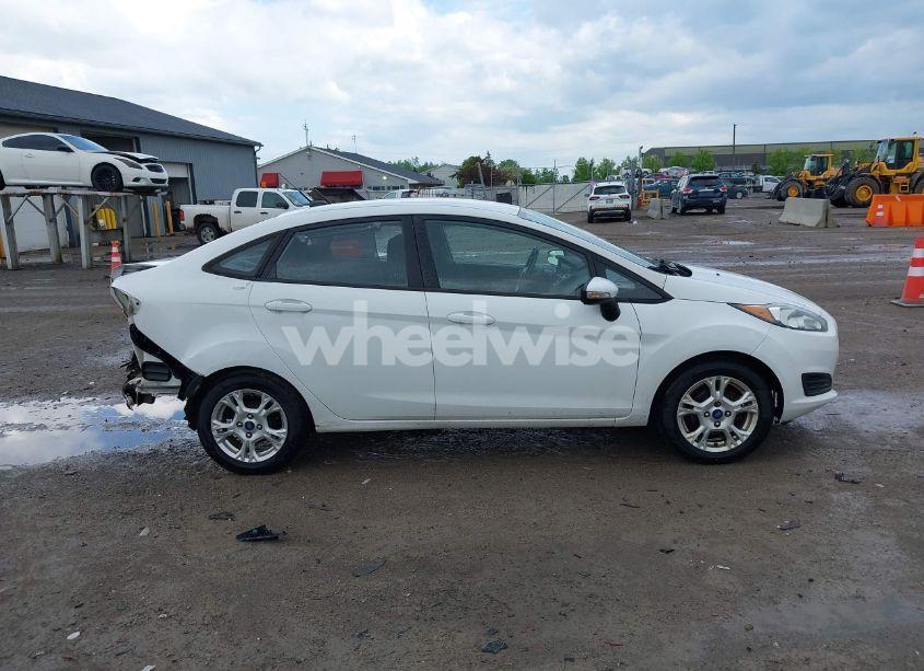 Photo 13 of 2014 Ford Fiesta SE (VIN 3FADP4BJ0EM182576)