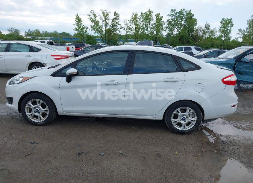 Photo 14 of 2014 Ford Fiesta SE (VIN 3FADP4BJ0EM182576)