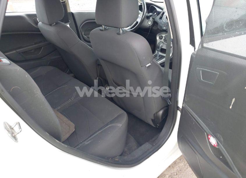 Photo 8 of 2014 Ford Fiesta SE (VIN 3FADP4BJ0EM182576)