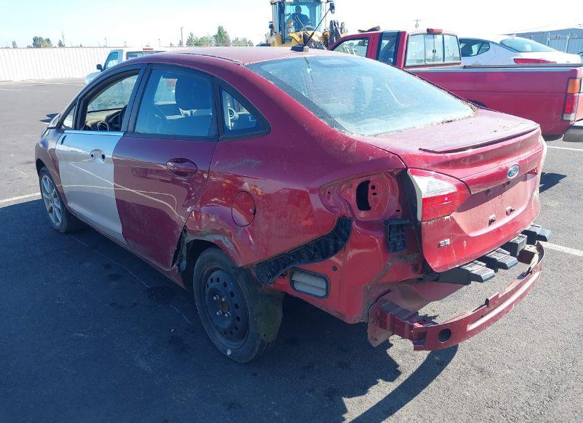 Photo 3 of 2014 Ford Fiesta SE (VIN 3FADP4BJ0EM241299)