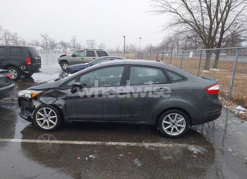 Photo 14 of 2015 Ford Fiesta SE (VIN 3FADP4BJ0FM170901)