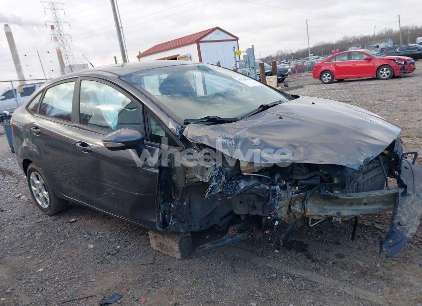 Photo 12 of 2015 Ford Fiesta SE (VIN 3FADP4BJ0FM210779)