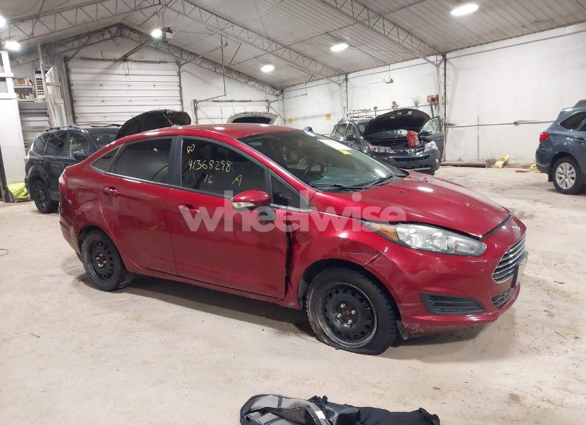2016 Ford Fiesta SE (VIN 3FADP4BJ0GM161911) main photo