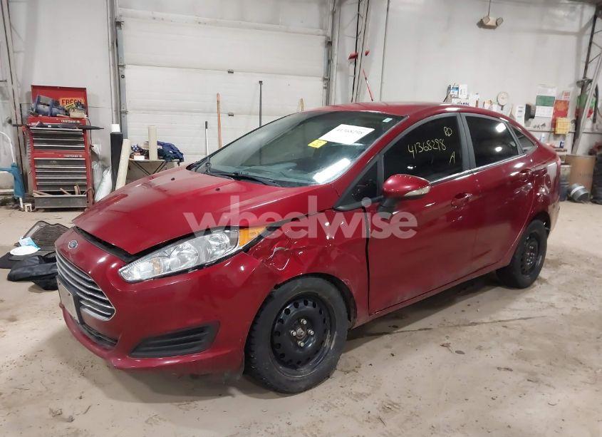 Photo 2 of 2016 Ford Fiesta SE (VIN 3FADP4BJ0GM161911)