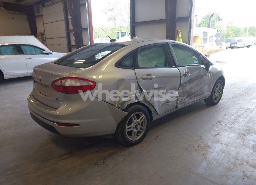 Photo 4 of 2017 Ford Fiesta SE (VIN 3FADP4BJ0HM158525)