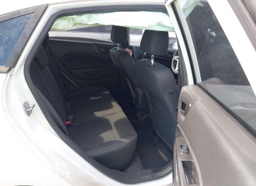 Photo 8 of 2019 Ford Fiesta SE (VIN 3FADP4BJ0KM139755)