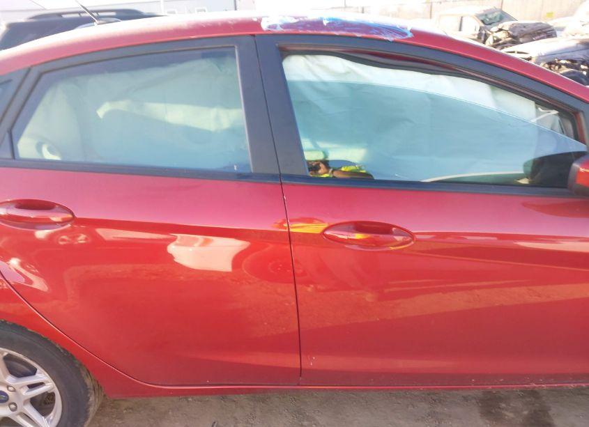 Photo 14 of 2019 Ford Fiesta SE (VIN 3FADP4BJ0KM157902)