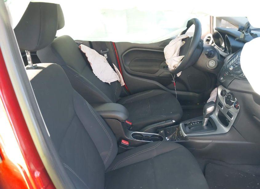 Photo 5 of 2019 Ford Fiesta SE (VIN 3FADP4BJ0KM157902)