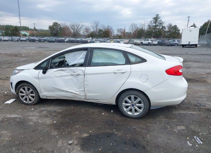 Photo 14 of 2011 Ford Fiesta SE (VIN 3FADP4BJ1BM196062)