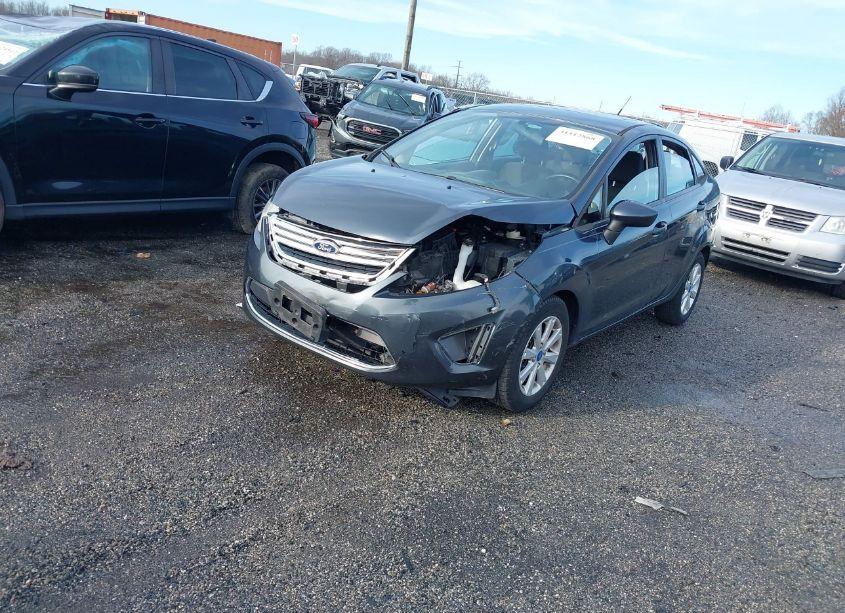 Photo 2 of 2011 Ford Fiesta SE (VIN 3FADP4BJ1BM231599)