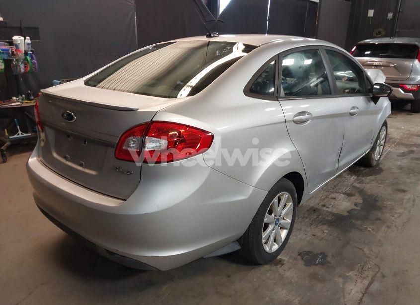 Photo 4 of 2012 Ford Fiesta SE (VIN 3FADP4BJ1CM110315)