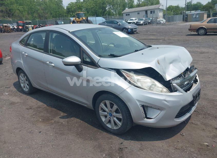 2012 Ford Fiesta SE (VIN 3FADP4BJ1CM145193) main photo