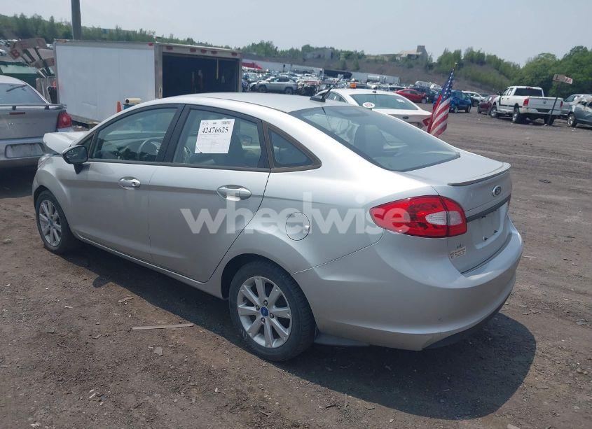 Photo 3 of 2012 Ford Fiesta SE (VIN 3FADP4BJ1CM145193)