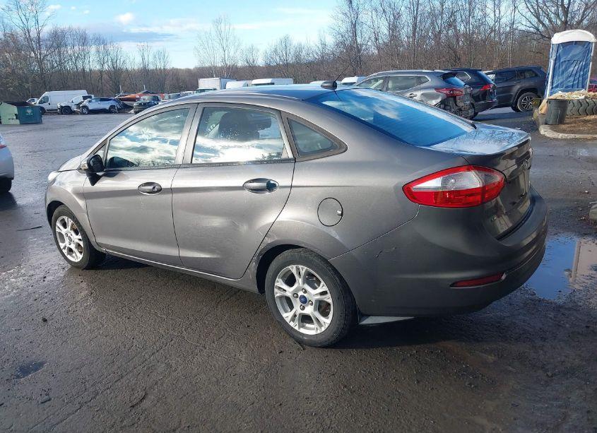 Photo 3 of 2014 Ford Fiesta SE (VIN 3FADP4BJ1EM171148)