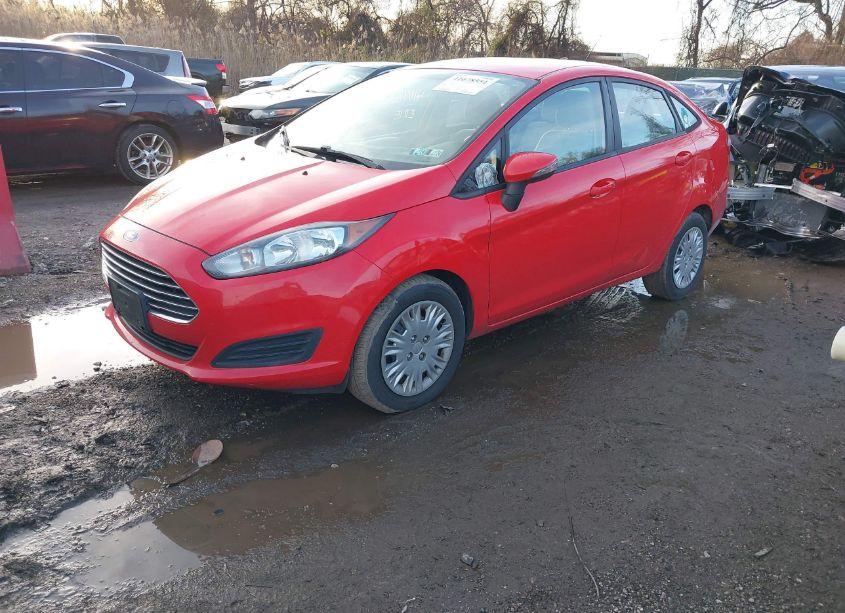Photo 2 of 2014 Ford Fiesta SE (VIN 3FADP4BJ1EM185776)