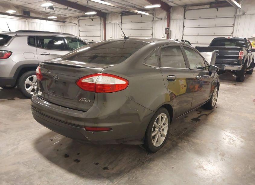 Photo 4 of 2015 Ford Fiesta SE (VIN 3FADP4BJ1FM145974)