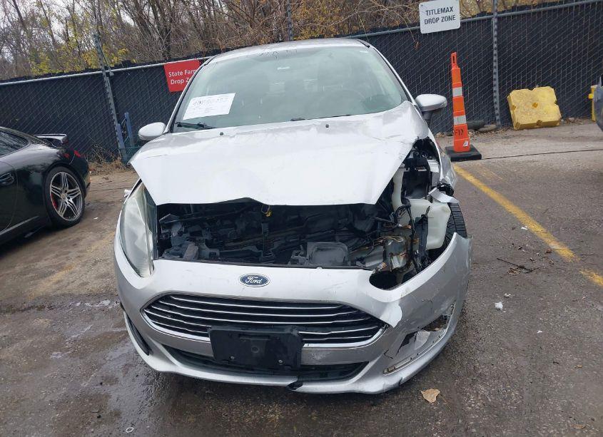 Photo 6 of 2015 Ford Fiesta SE (VIN 3FADP4BJ1FM159325)