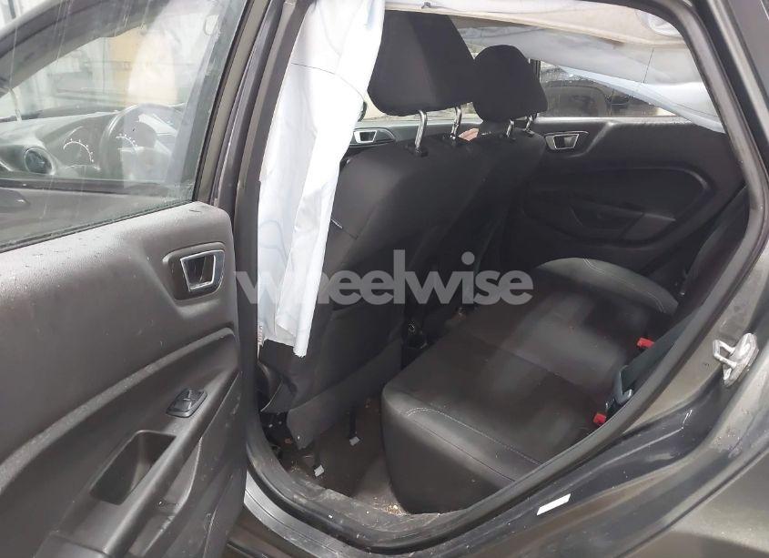 Photo 8 of 2015 Ford Fiesta SE (VIN 3FADP4BJ1FM221967)