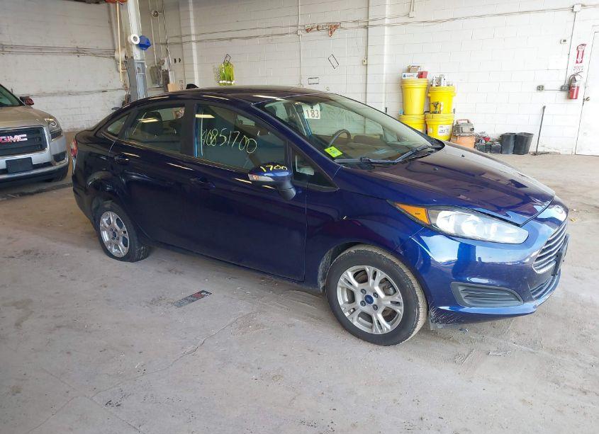 2016 Ford Fiesta SE (VIN 3FADP4BJ1GM119991) main photo