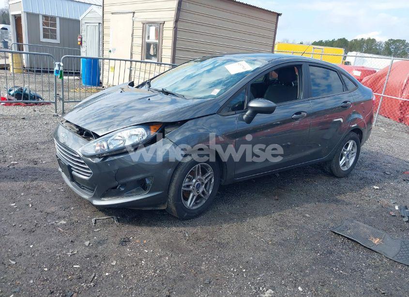 Photo 2 of 2017 Ford Fiesta SE (VIN 3FADP4BJ1HM121399)