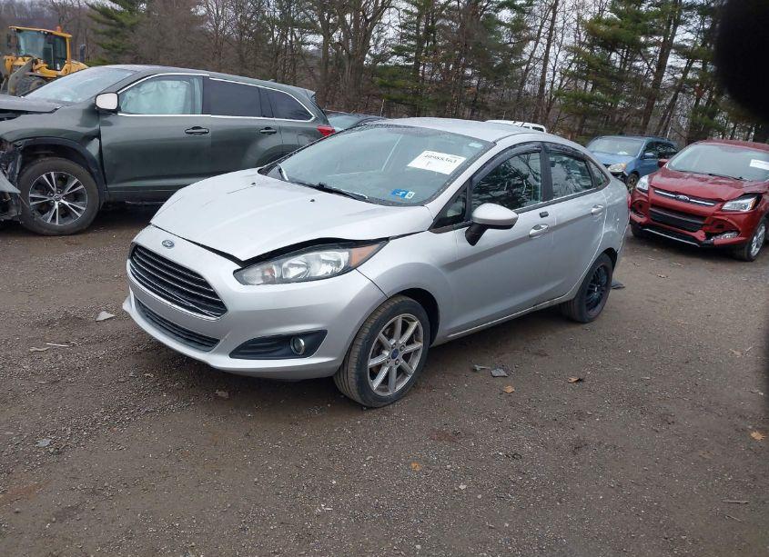 Photo 2 of 2017 Ford Fiesta SE (VIN 3FADP4BJ1HM152961)