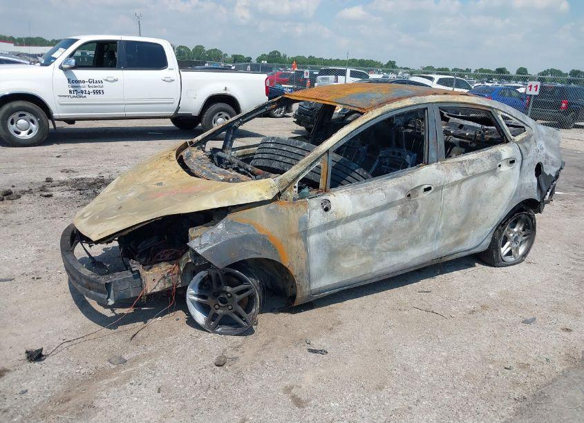 Photo 2 of 2017 Ford Fiesta SE (VIN 3FADP4BJ1HM161935)