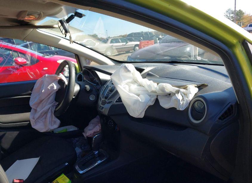 Photo 5 of 2011 Ford Fiesta SE (VIN 3FADP4BJ2BM144973)