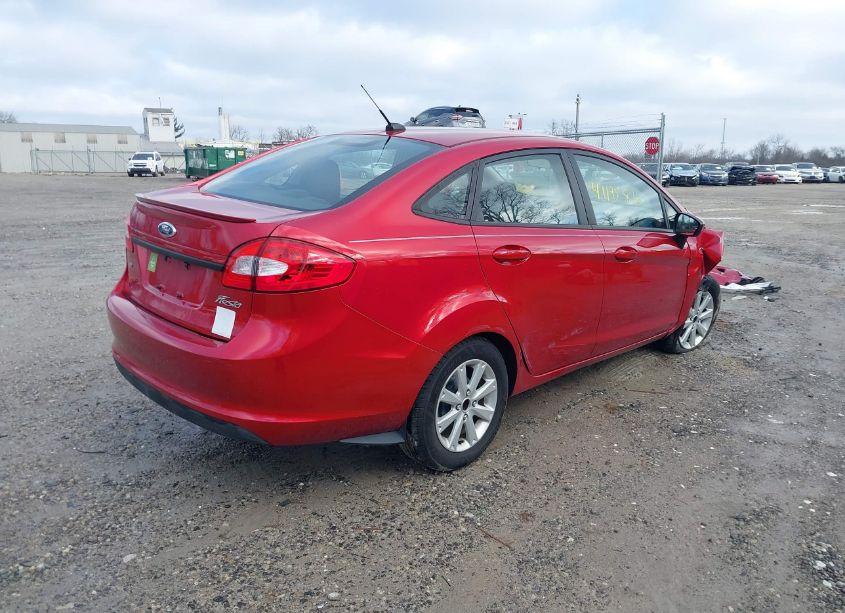 Photo 4 of 2011 Ford Fiesta SE (VIN 3FADP4BJ2BM206839)