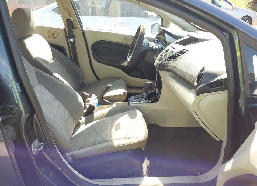 Photo 5 of 2011 Ford Fiesta SE (VIN 3FADP4BJ2BM232406)