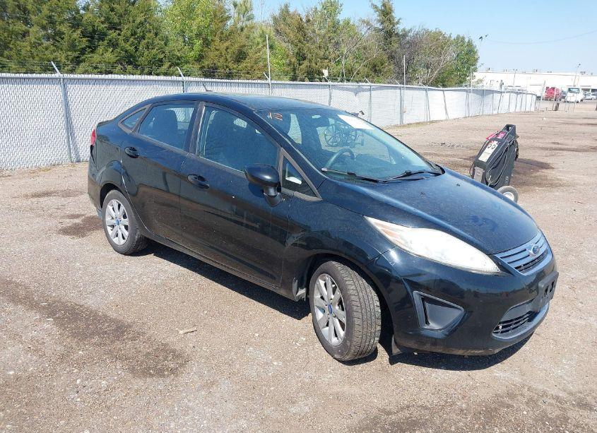 2012 Ford Fiesta SE (VIN 3FADP4BJ2CM137054) main photo