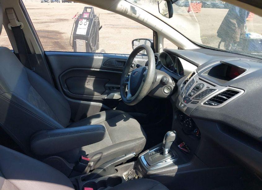 Photo 5 of 2012 Ford Fiesta SE (VIN 3FADP4BJ2CM137054)