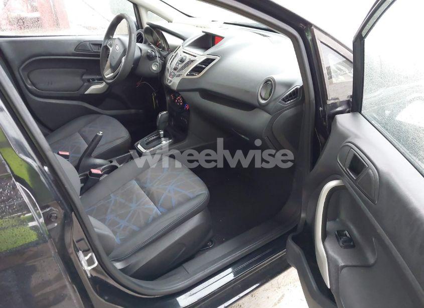 Photo 5 of 2012 Ford Fiesta SE (VIN 3FADP4BJ2CM182267)