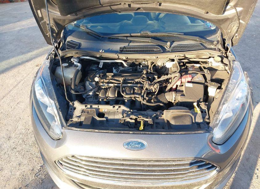 Photo 10 of 2014 Ford Fiesta SE (VIN 3FADP4BJ2EM110536)