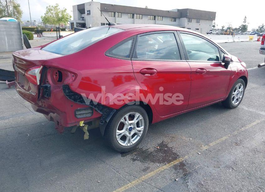 Photo 4 of 2015 Ford Fiesta SE (VIN 3FADP4BJ2FM161875)