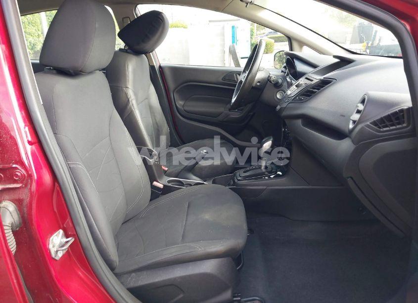 Photo 5 of 2015 Ford Fiesta SE (VIN 3FADP4BJ2FM161875)