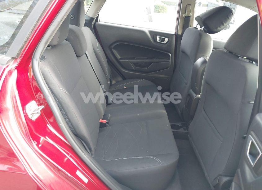 Photo 8 of 2015 Ford Fiesta SE (VIN 3FADP4BJ2FM161875)