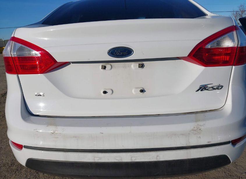 Photo 6 of 2016 Ford Fiesta SE (VIN 3FADP4BJ2GM123578)