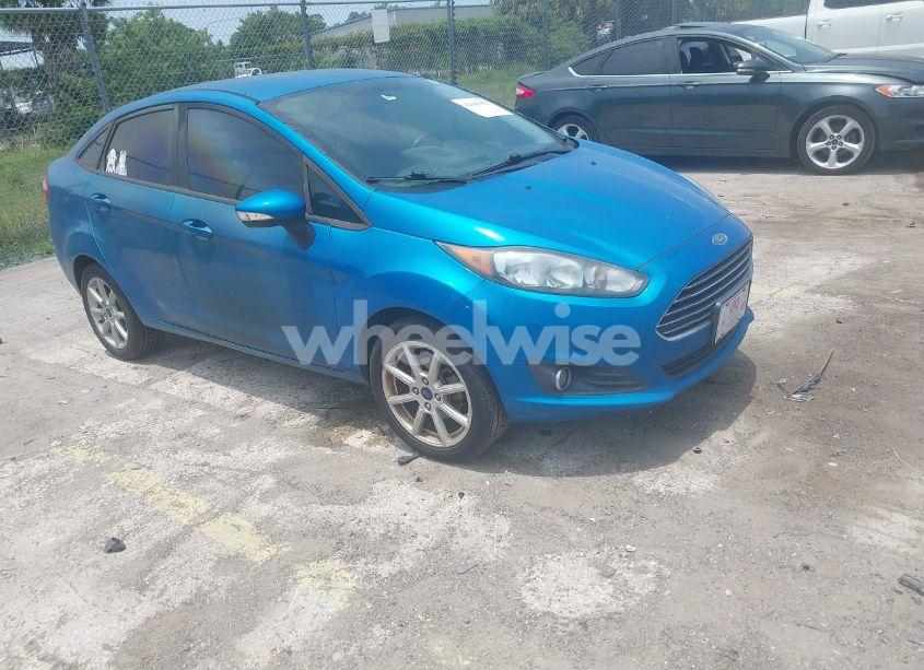 2016 Ford Fiesta SE (VIN 3FADP4BJ2GM195025) main photo