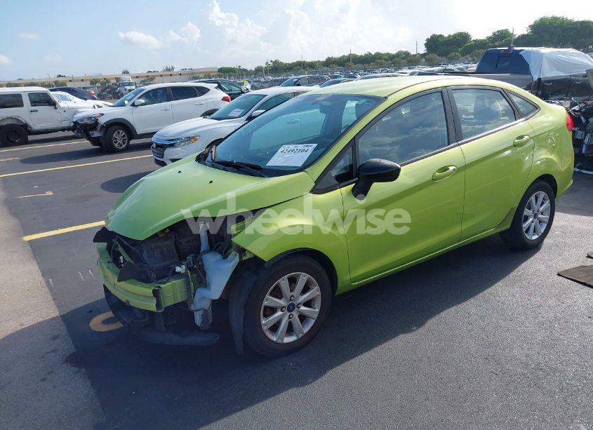 Photo 2 of 2011 Ford Fiesta SE (VIN 3FADP4BJ3BM181711)